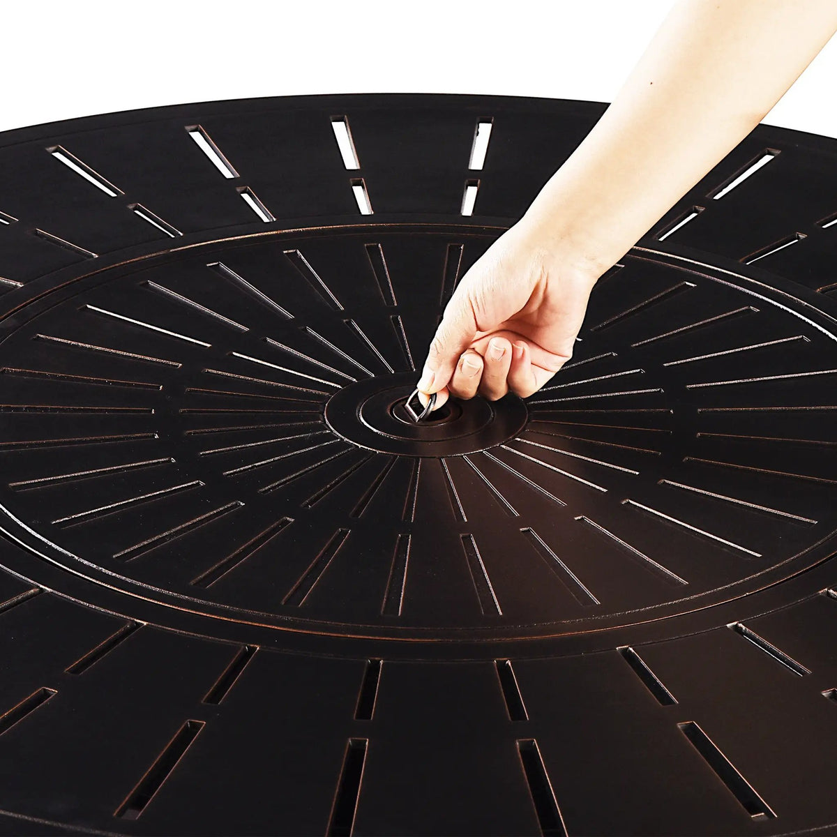 Aluminum 44-in Round Propane Fire Table with Beads, Covers and Lid by Sharicks