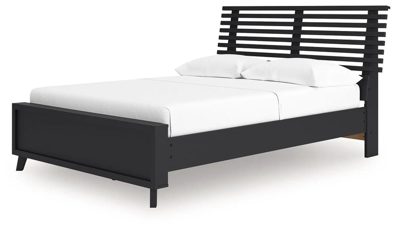 Danziar - Slat Panel Bed by Unique Piece Furniture