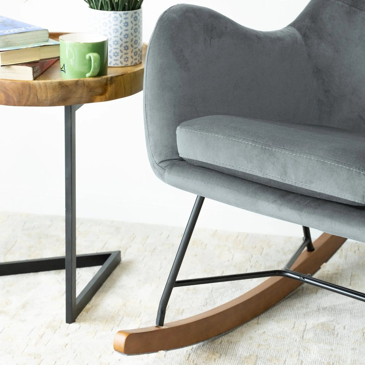 Chel - Mid-Century Modern Rocking Chair by HouseOfZazla