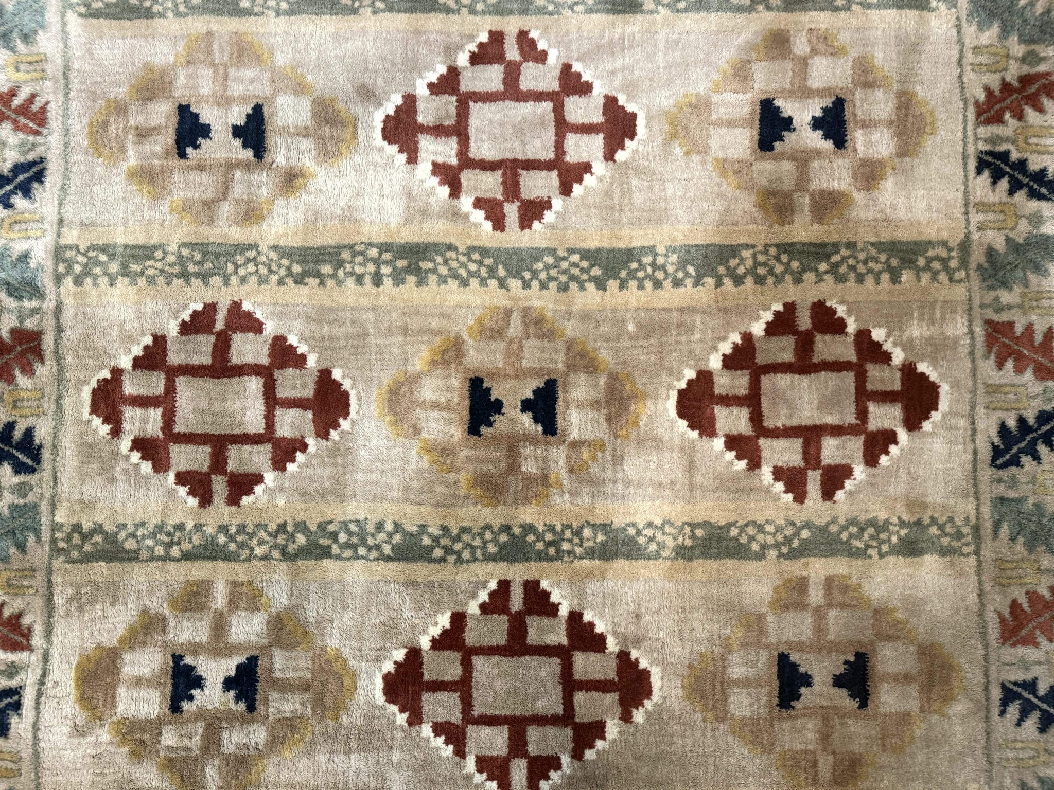 Geometric Design Area Rug 5x8, Beige and Rust Red by Jewel Rugs