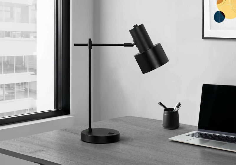 Lighting, Table Lamp, USB Port Included, Modern - Black by HouseOfZazla