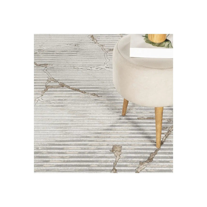 Geometrix - 5'3" X 7'3" Area Rug With Geometric, 3D Effect - Ivory / Gray by Unique Piece Furniture