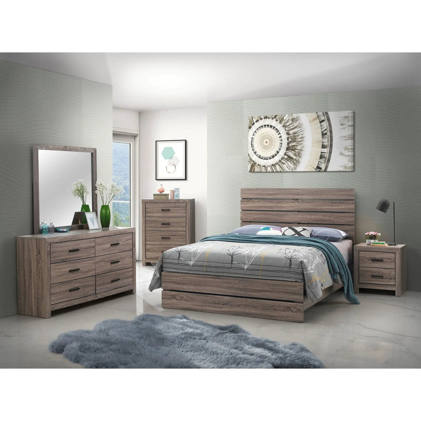Geary - 4 Drawer Chest by HouseOfZazla