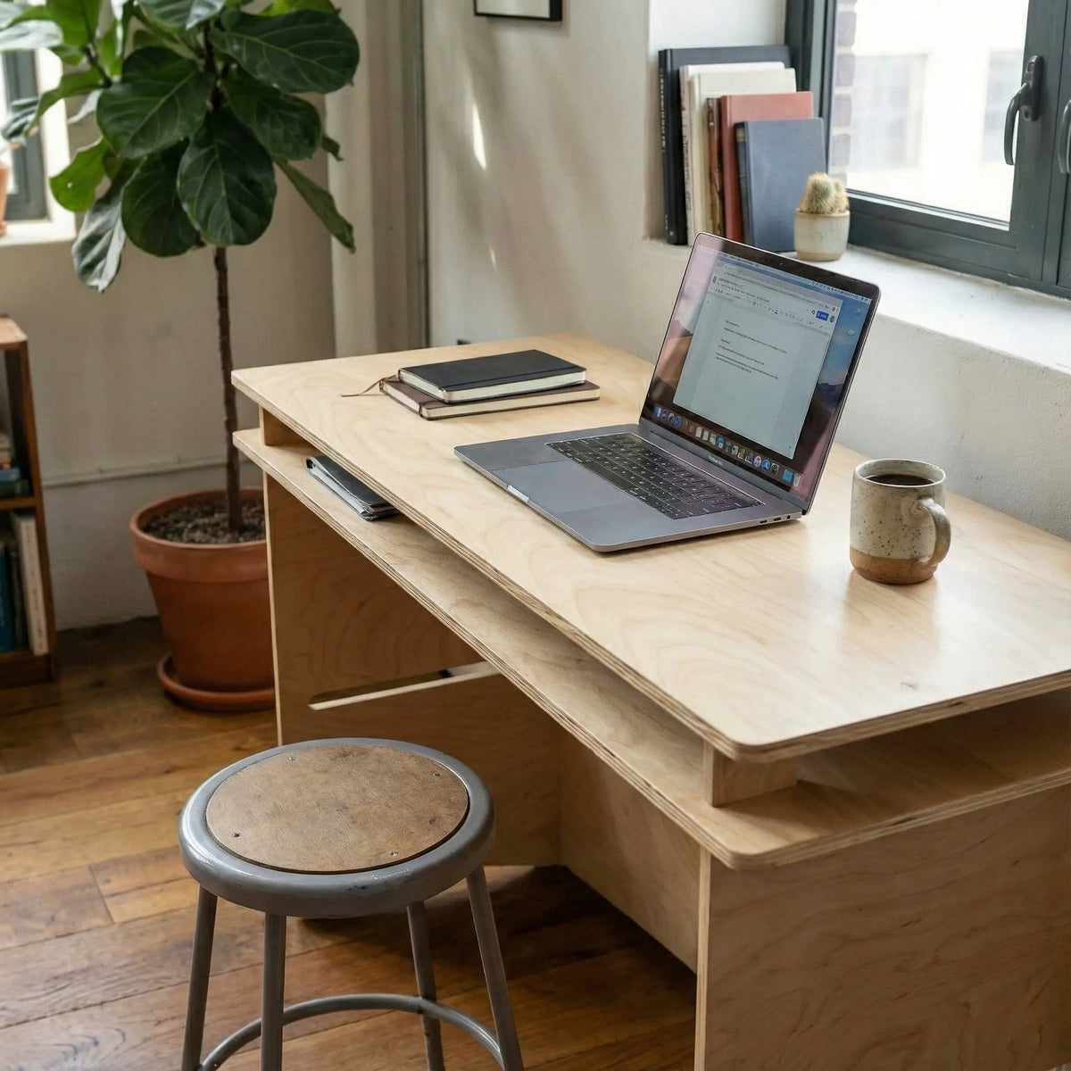Desk, photo 8 of 8