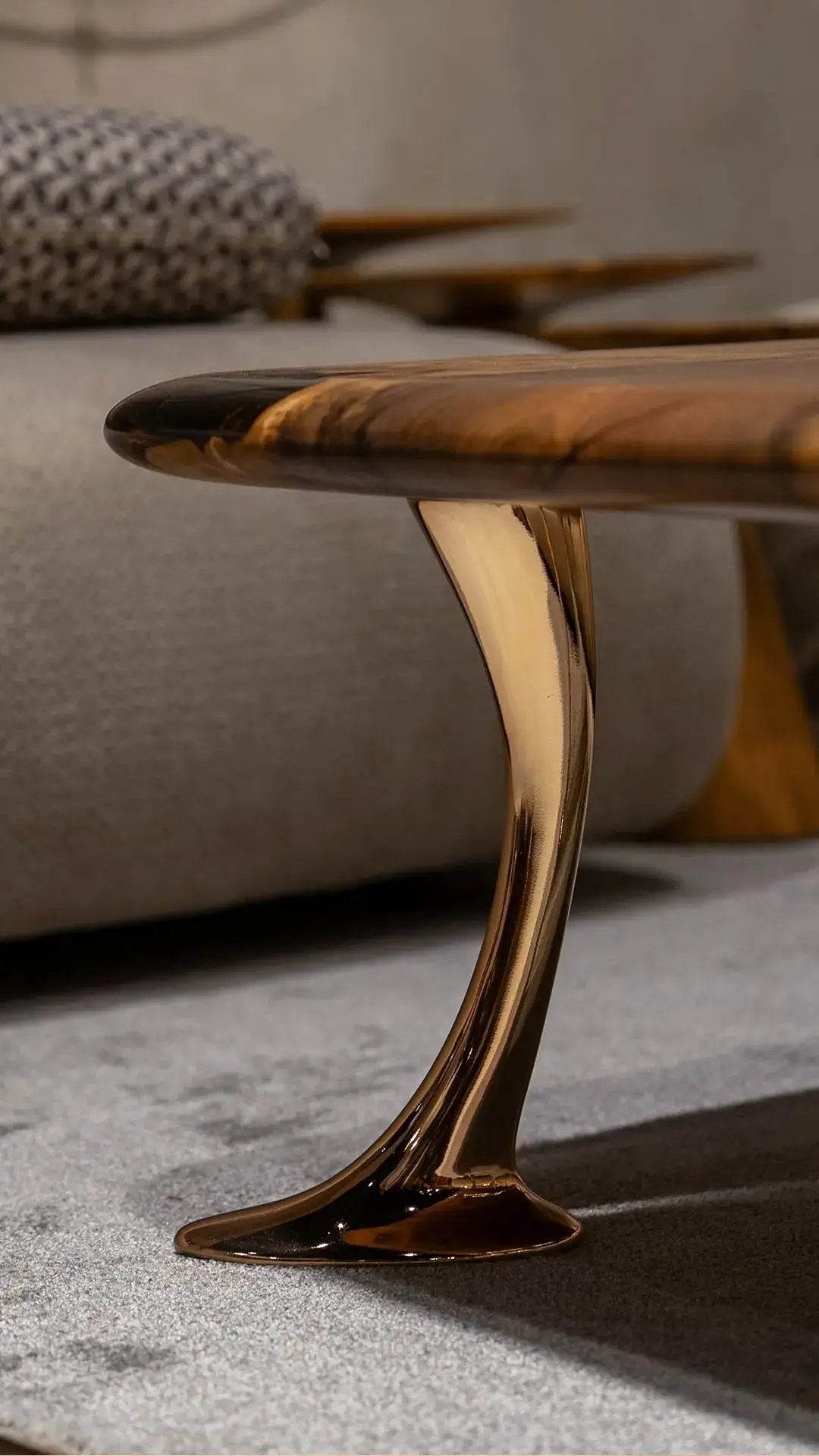 Luxury Epoxy Resin River Walnut Coffee Table | Osso Collection, detail