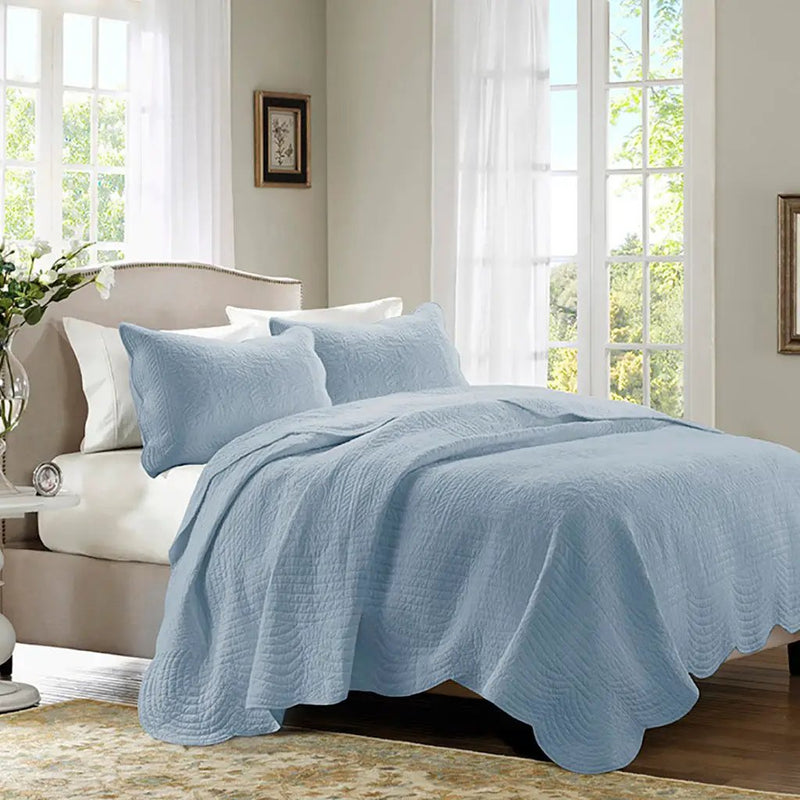 3 Piece Reversible Scalloped Edge Quilt Set - Blue King/Cal King by HouseOfZazla