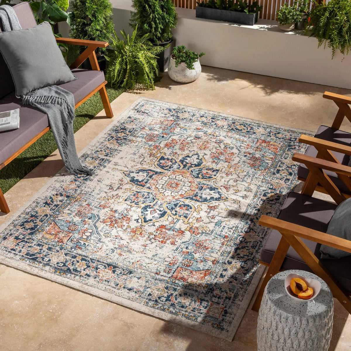 Dorval Traditional Outdoor Rug, installed in a room 6