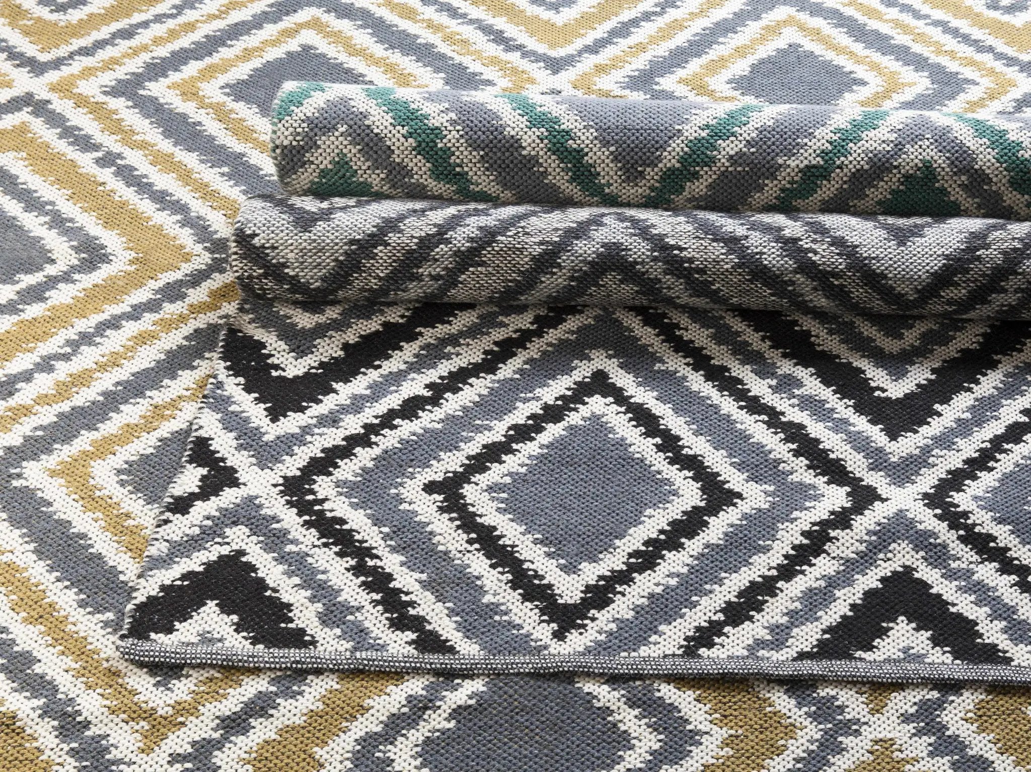 Druid Area Rug - Clearance by Boutique Rugs