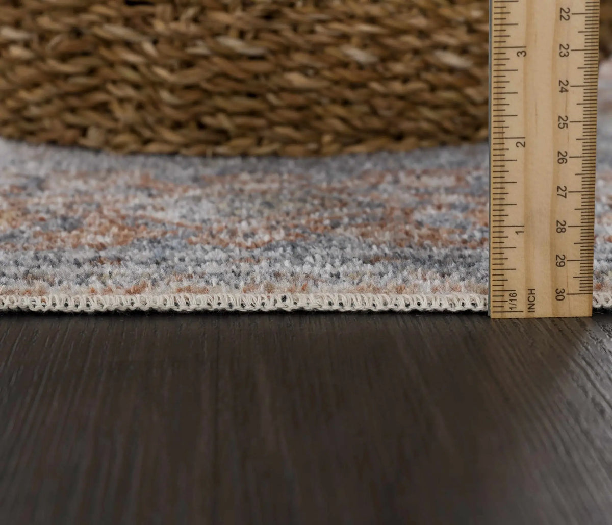 Aila Traditional Design Washable Rug - Clearance, photo 7 of 9
