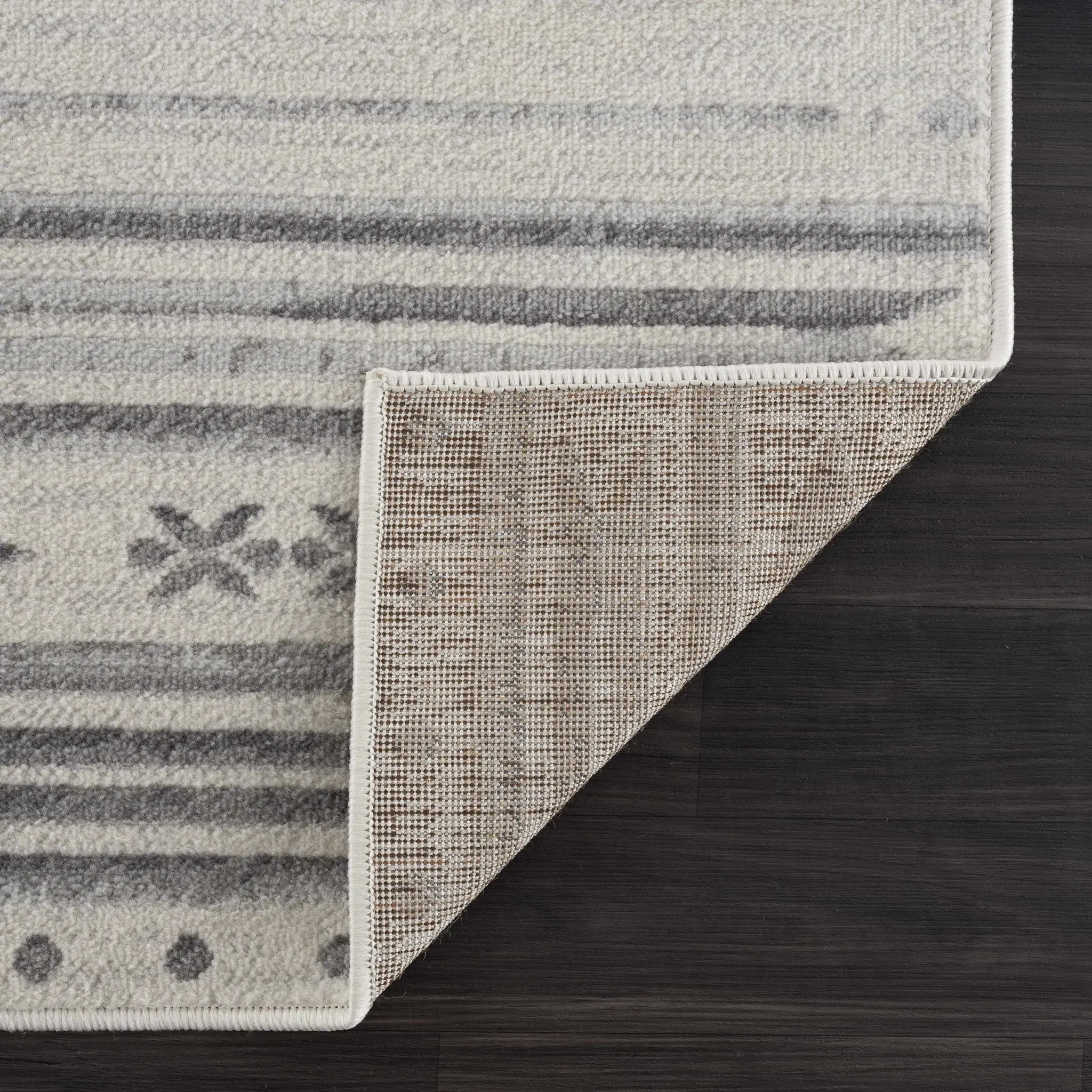 Tigri Aztec Ivory & Gray 2325 Area Rug - Clearance by Boutique Rugs