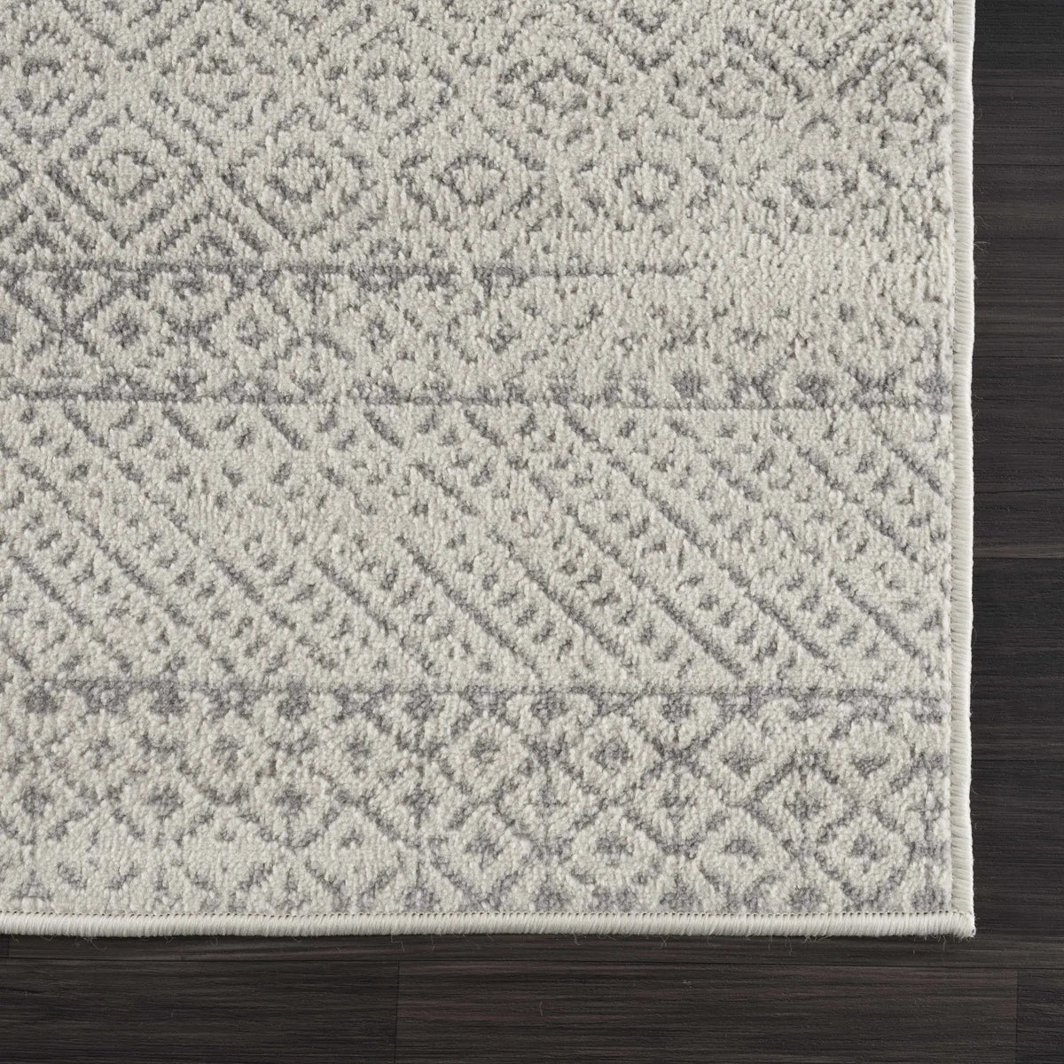 Tigri Aztec Ivory & Gray 2317 Area Rug - Clearance, photo 4 of 10