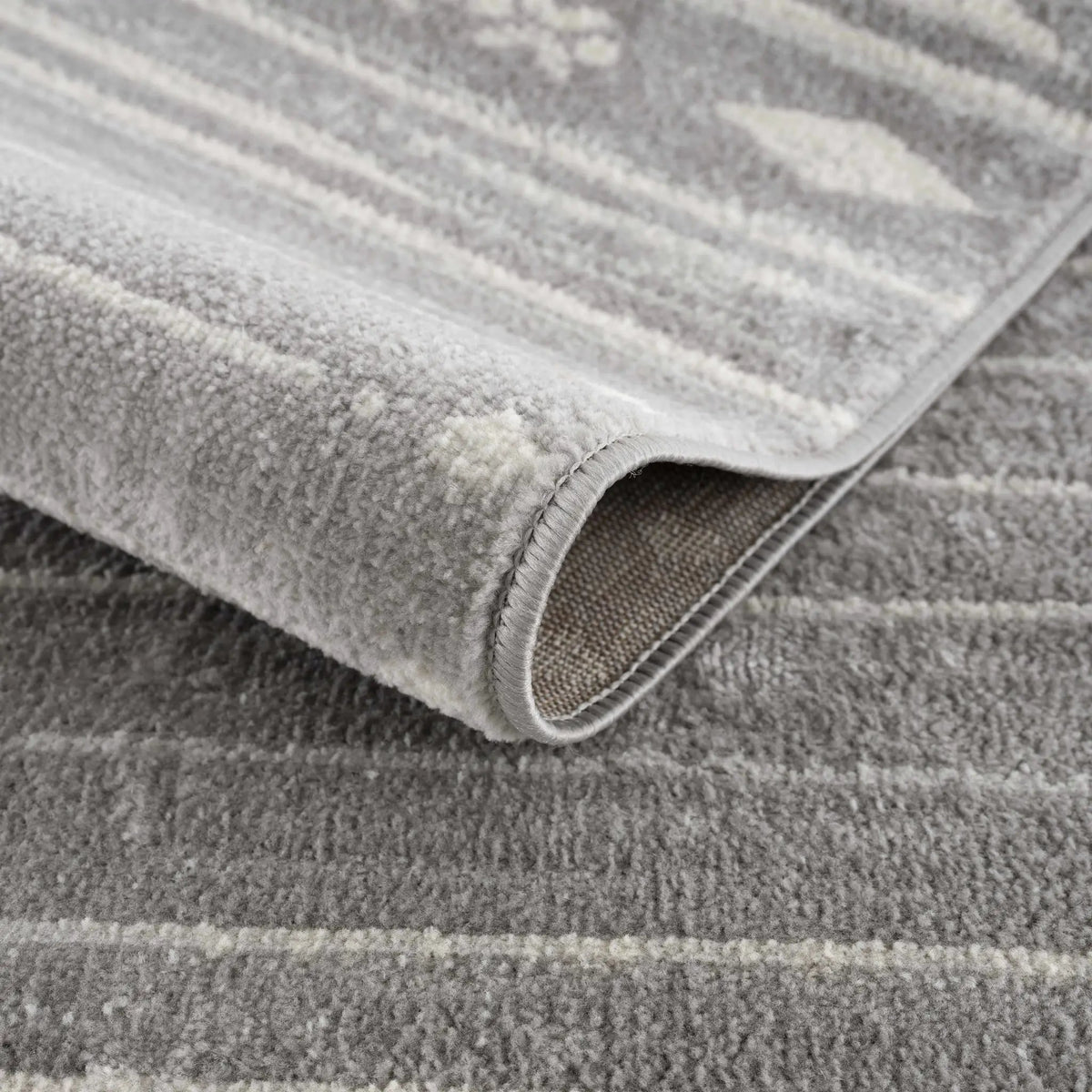 Tigri Aztec Ivory & Gray 2324 Area Rug - Clearance, photo 6 of 10