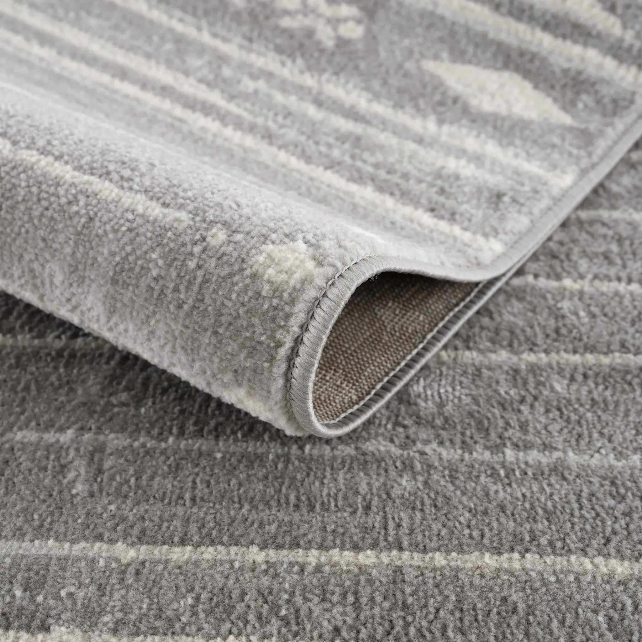 Tigri Aztec Ivory & Gray 2324 Area Rug - Clearance by Boutique Rugs