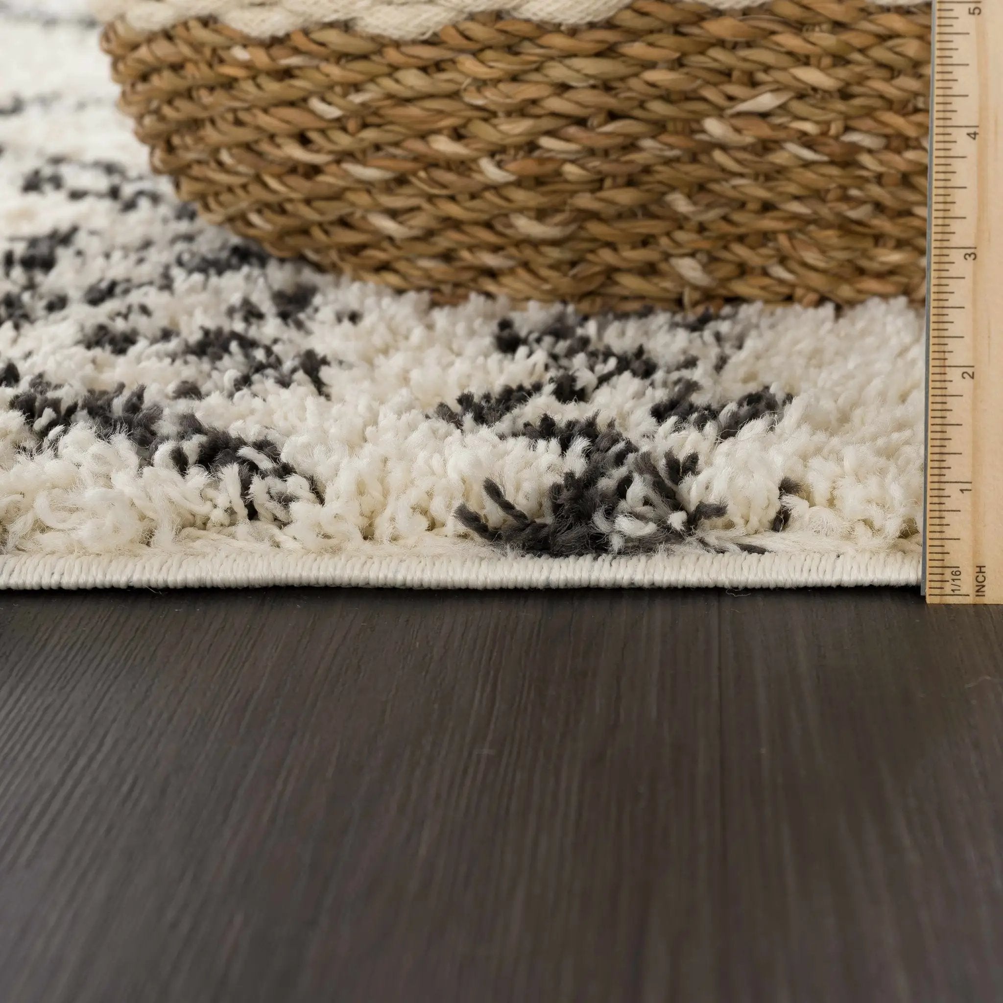 Duncans Area Rug - Clearance by Boutique Rugs