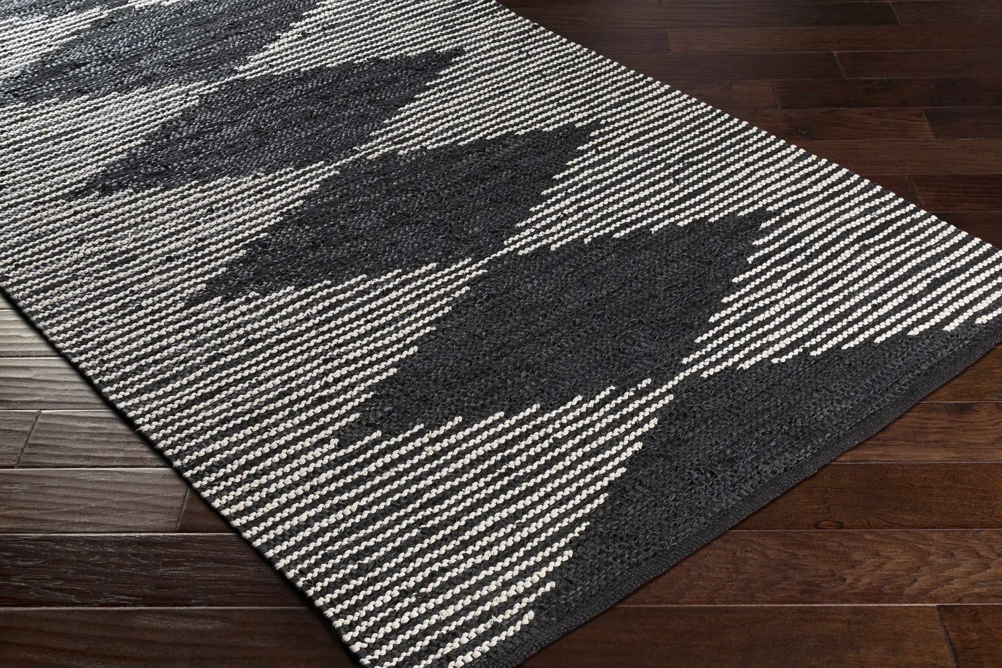 Duncraig Area Carpet - Clearance by Boutique Rugs