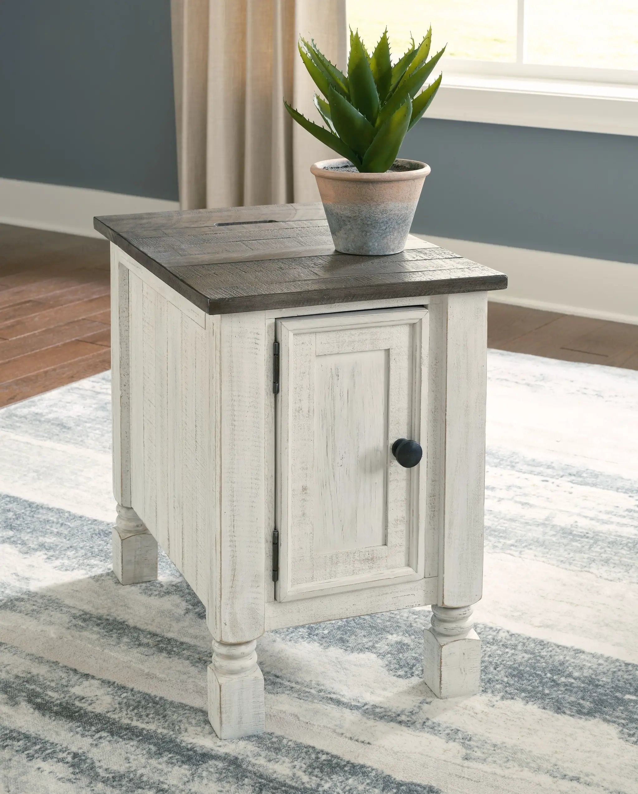 Havalance - Chair Side End Table - White / Gray by Unique Piece Furniture