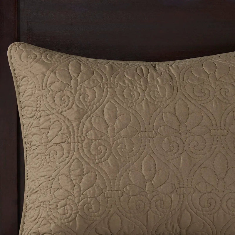 Reversible Quilt Set Mocha King/Cal King by HouseOfZazla