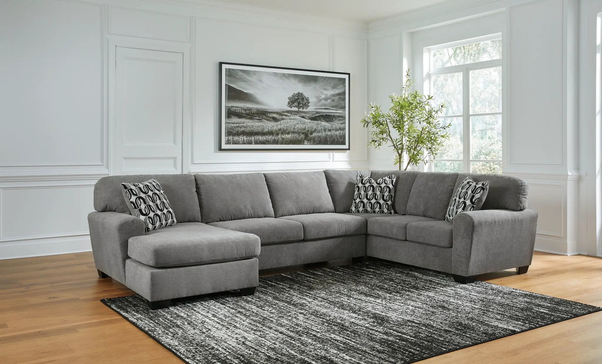 Birkdale Court - Sectional by Unique Piece Furniture