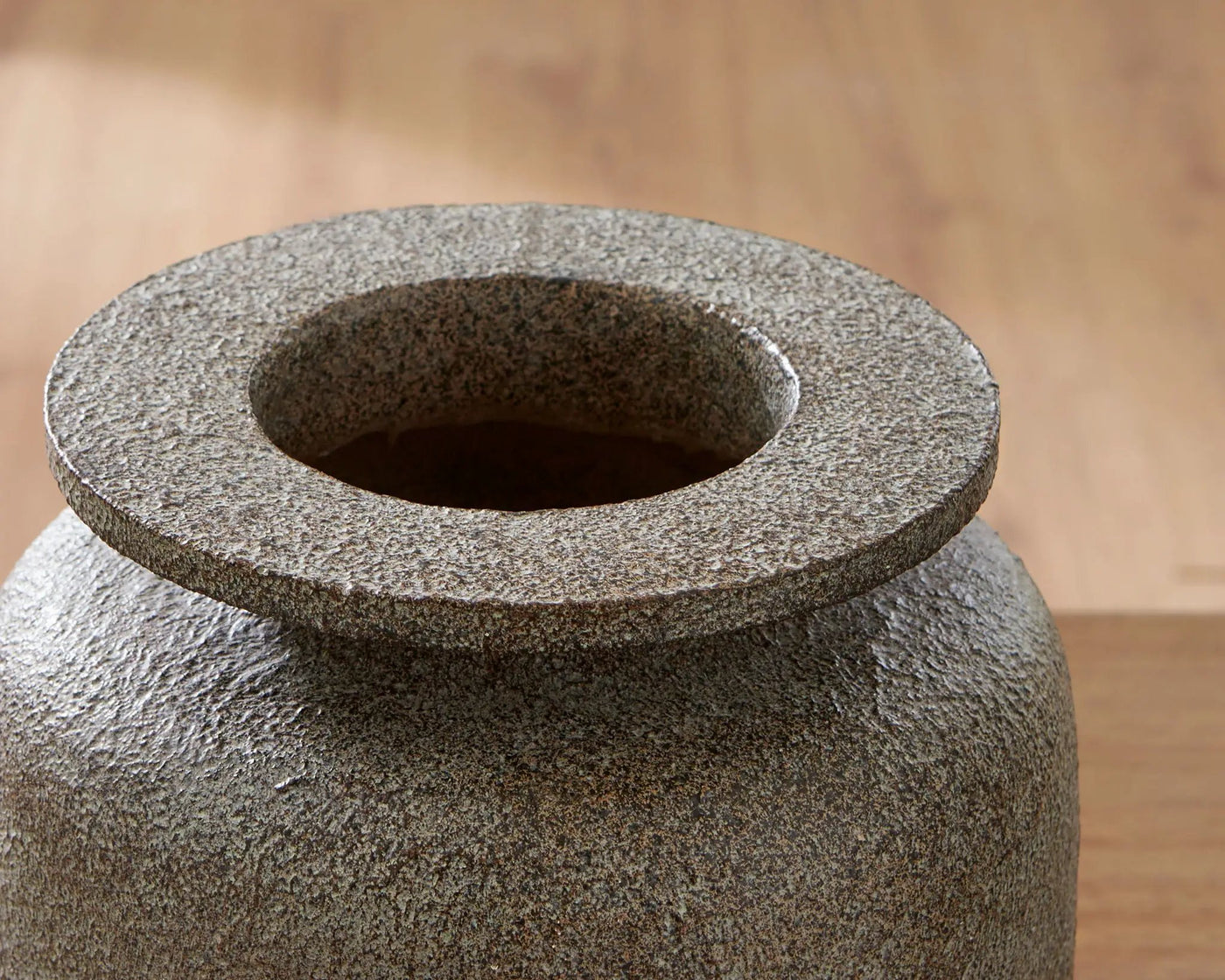 Jedwick - Vase by Unique Piece Furniture
