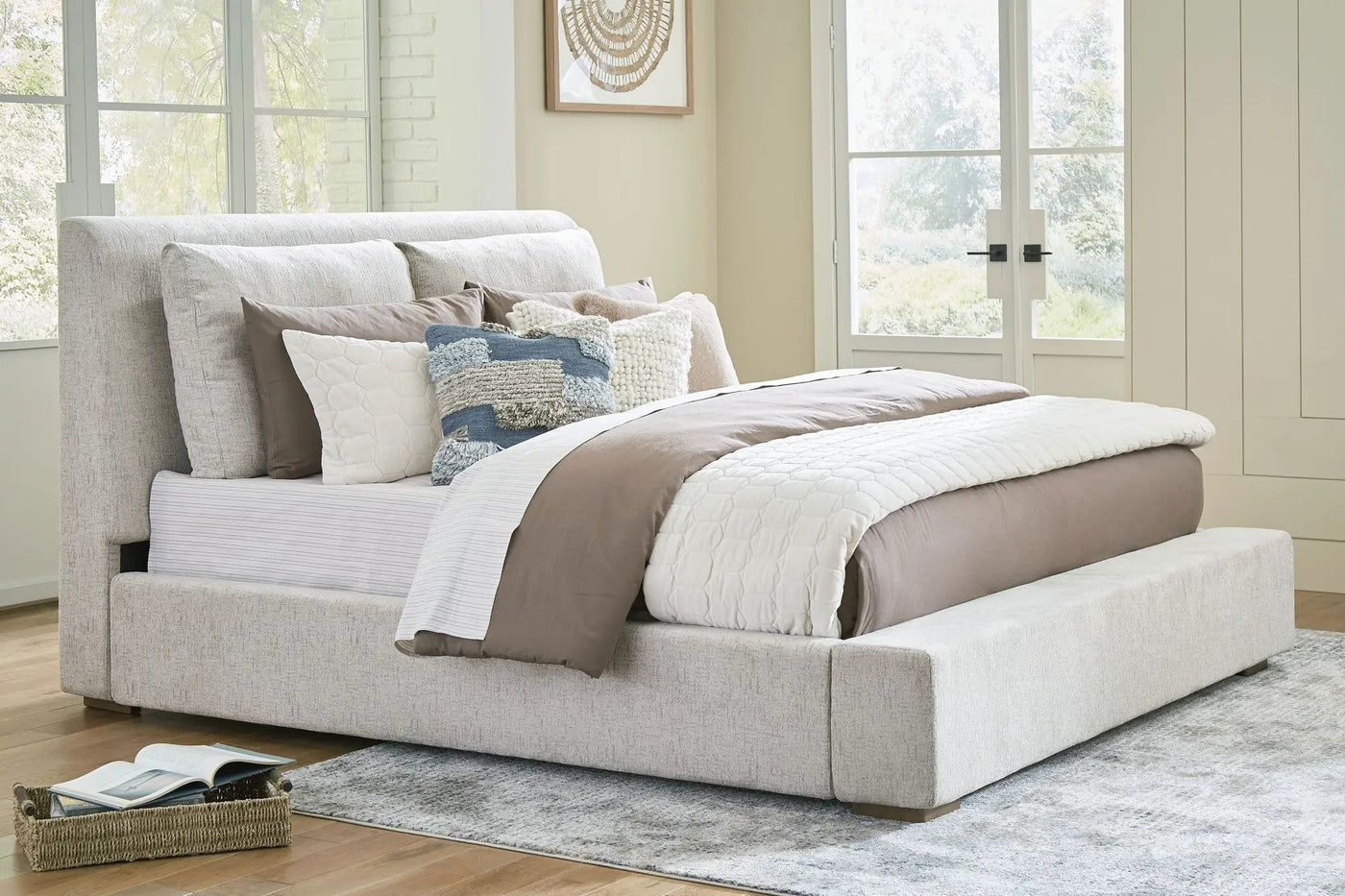 Cabalynn - Upholstered Bed by Unique Piece Furniture