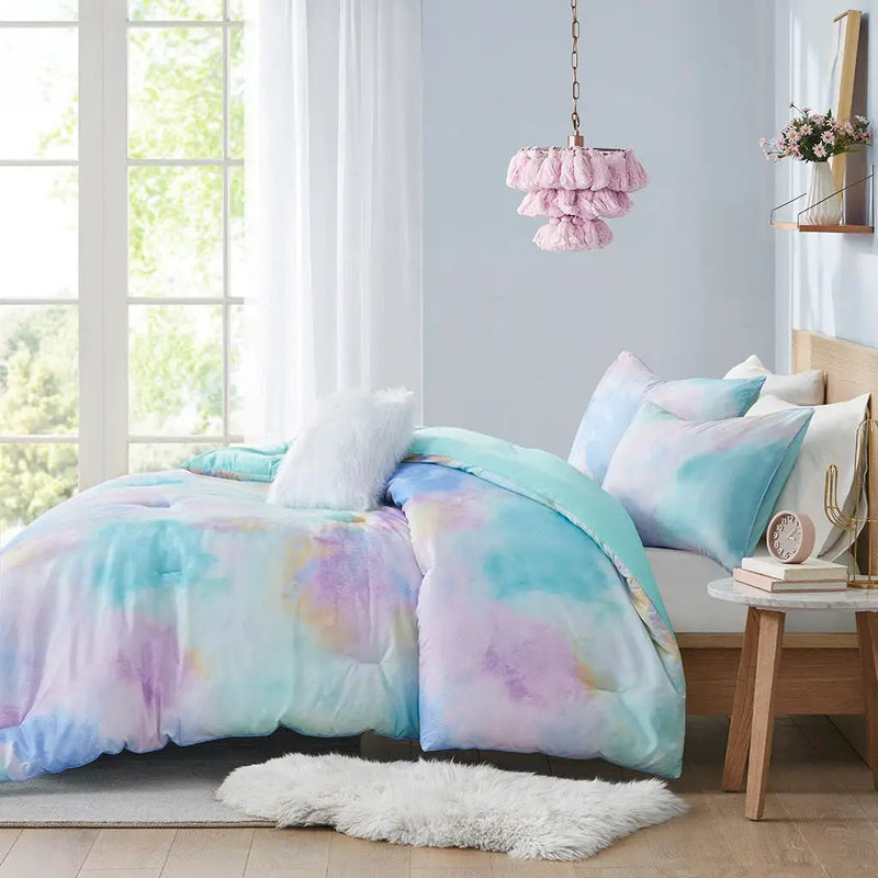 Full/Queen Watercolor Tie Dye Printed Comforter Set with Throw Pillow by HouseOfZazla