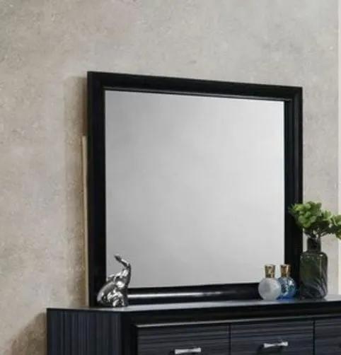 Naima - Minimalist Design Mirror by HouseOfZazla