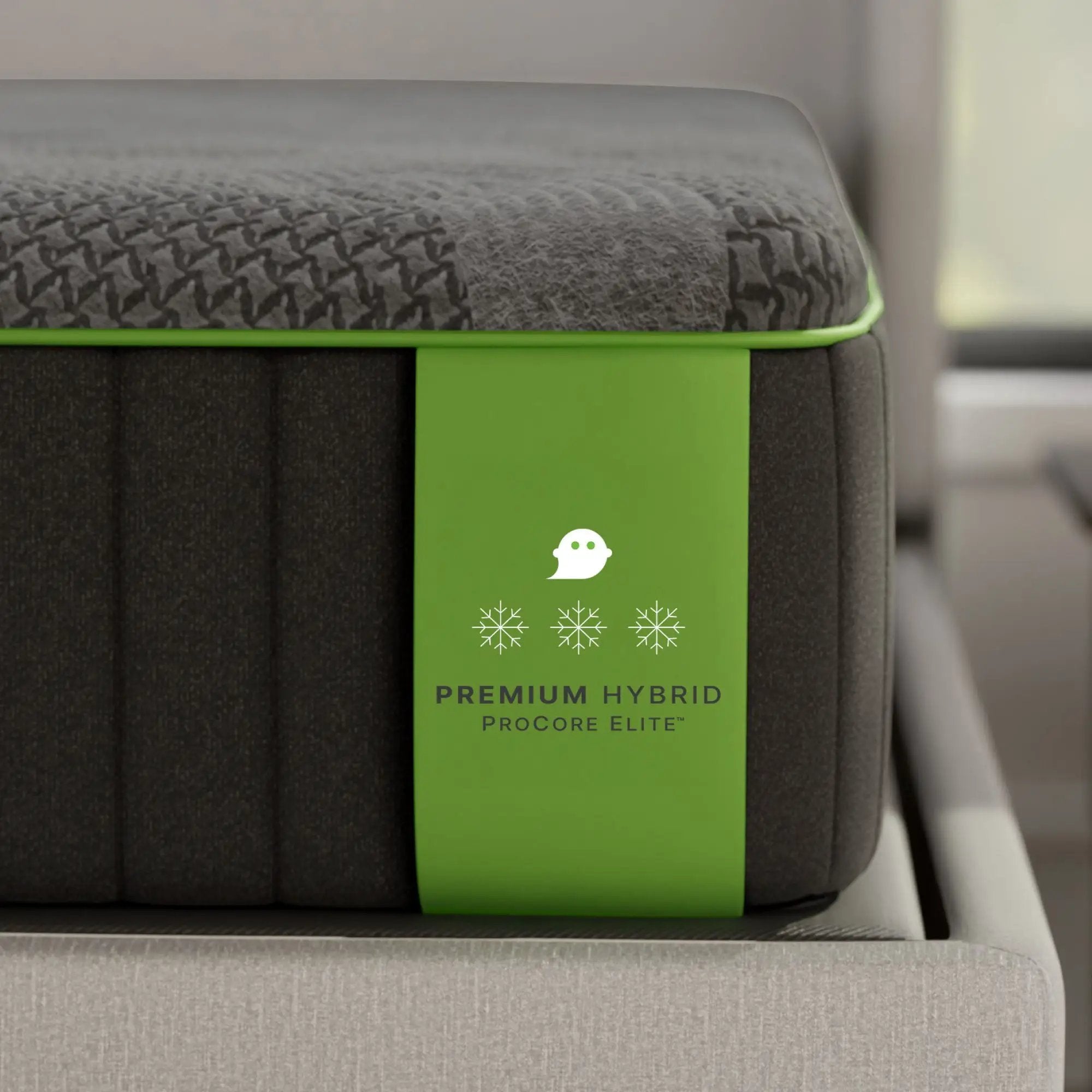 Premium - 14" Hybrid Mattress With Cooling Foam Technology And Responsive Coils