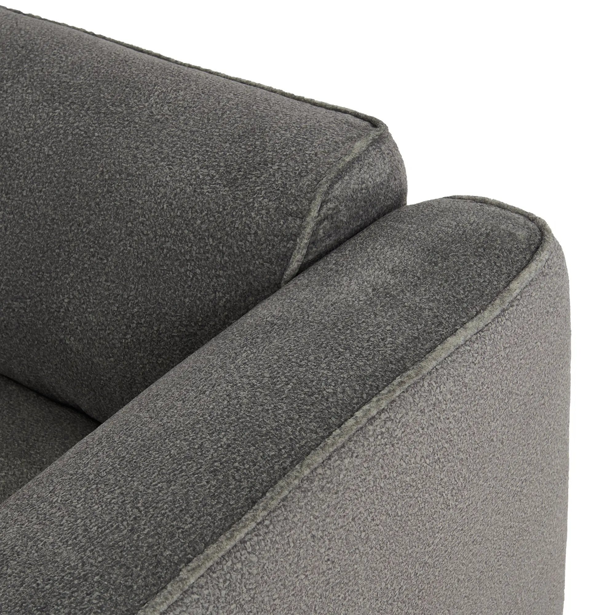 U_Style Luxury Living Room Sofa by HouseOfZazla