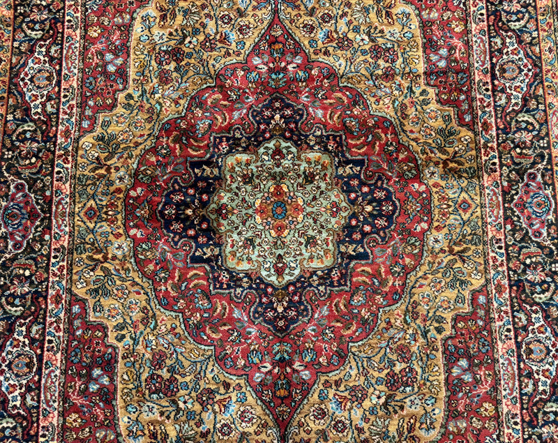 Karastan Rug 5.9 x 9 Medallion Kirman #700/718, Original 700 Series, Wool, Discontinued, Vintage by Jewel Rugs