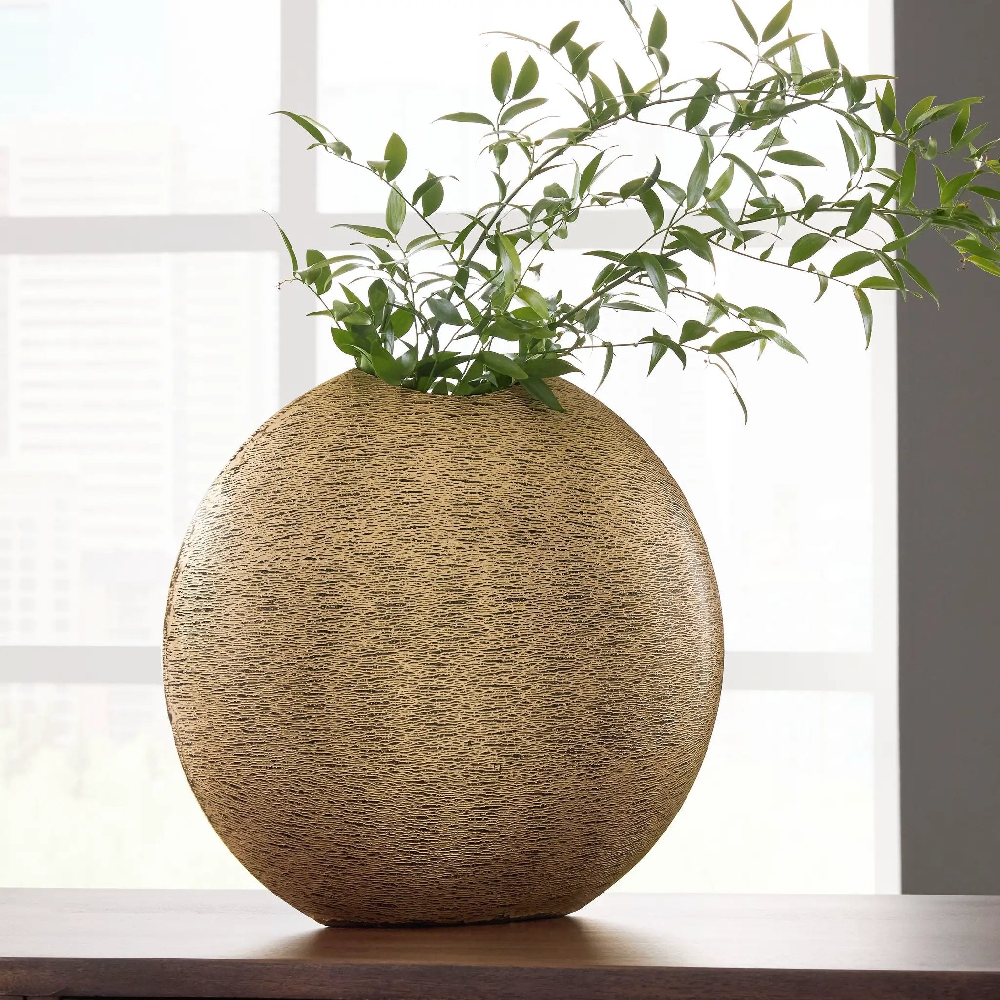 Iansboro - Vase by Unique Piece Furniture