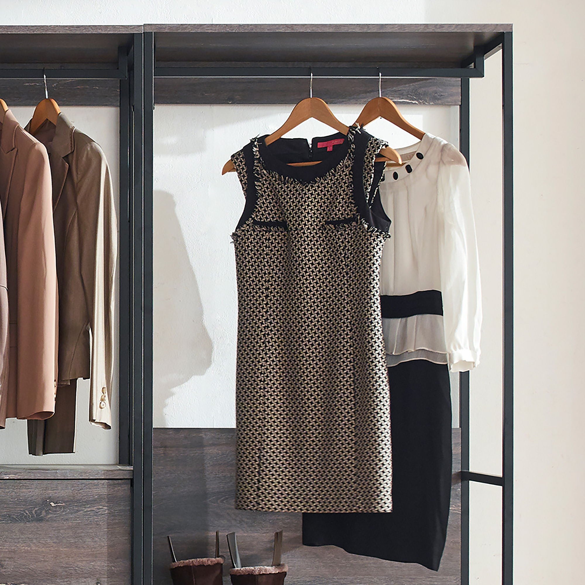 Monica - Walk-In Closet System - Rustic by HouseOfZazla