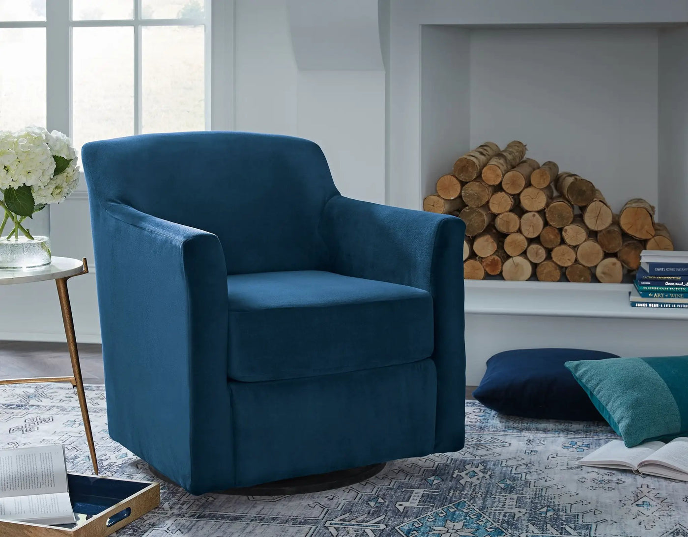 Bradney - Swivel Accent Chair by Unique Piece Furniture