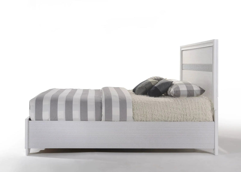 Naima Elegance Bed by HouseOfZazla