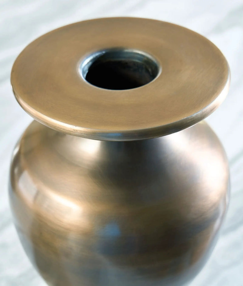 Fedorleigh - Vase by Unique Piece Furniture
