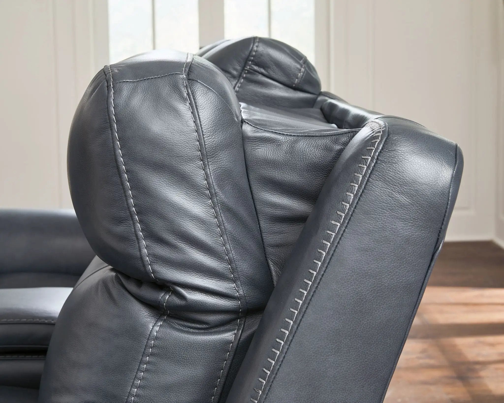 Bexhurst - Power Reclining Sofa With Adjustable Headrest by Unique Piece Furniture