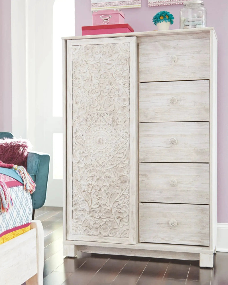 Paxberry - Dressing Chest - Whitewash by Unique Piece Furniture