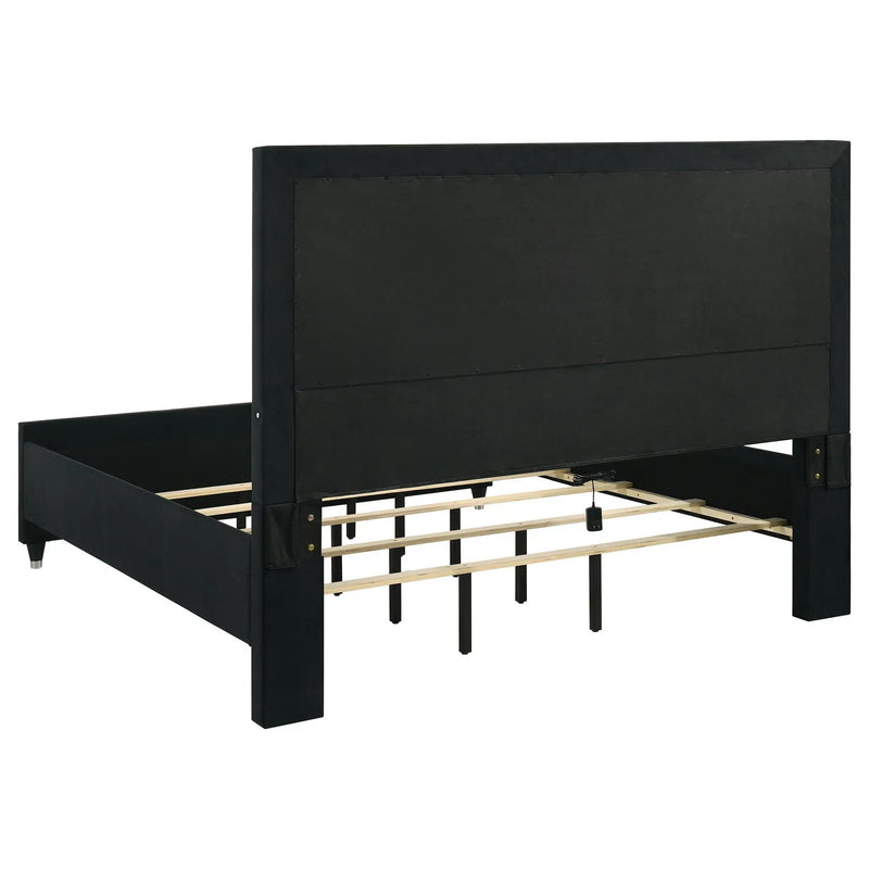 Ravenne 5-piece Velvet Upholstered Eastern King LED Bedroom Set Black by Unique Piece Furniture