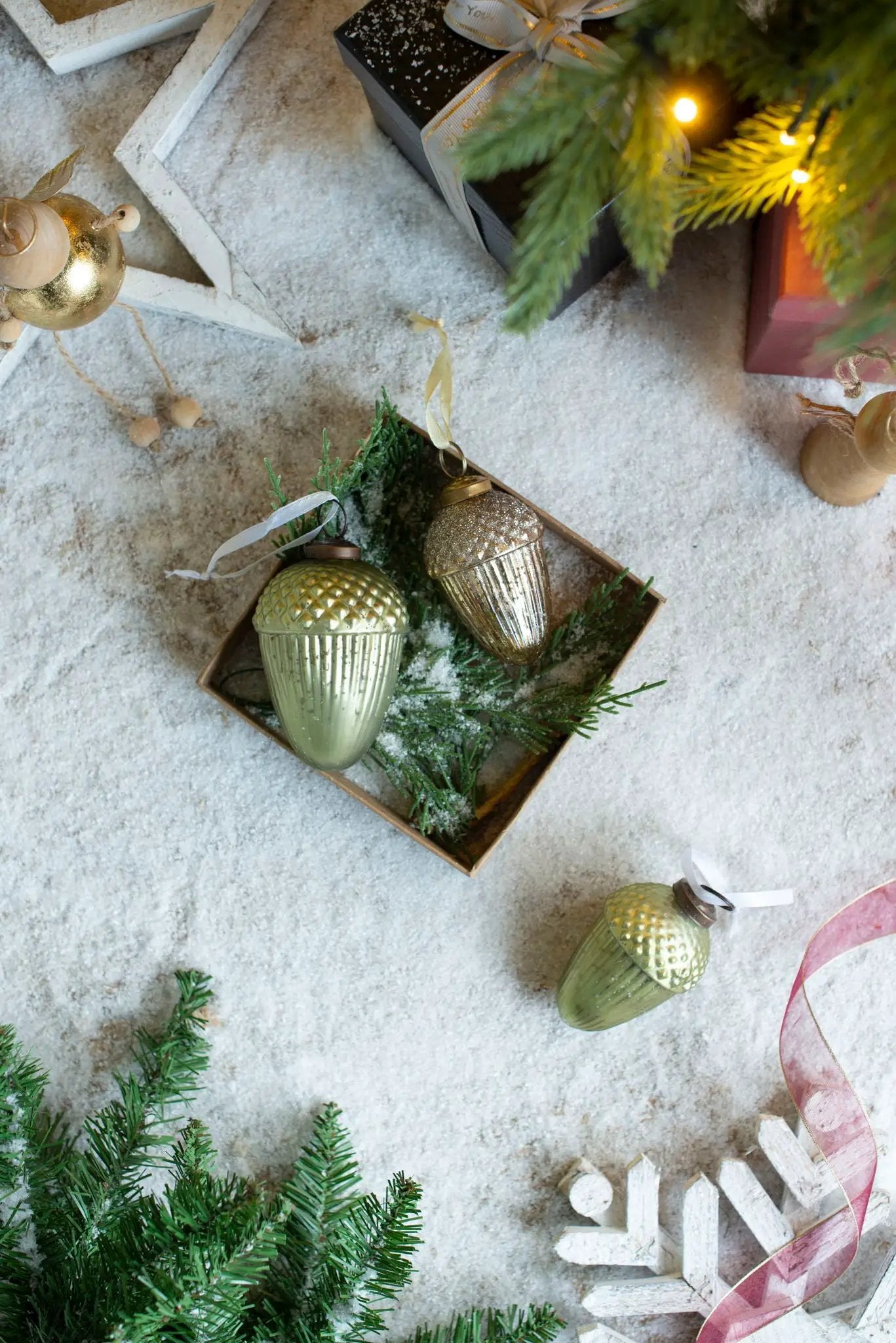 Tear Drop Ornament, Decorative Hanging Christmas Tree Ornaments For Holiday Party Decorations (Set of 12) by Unique Piece Furniture