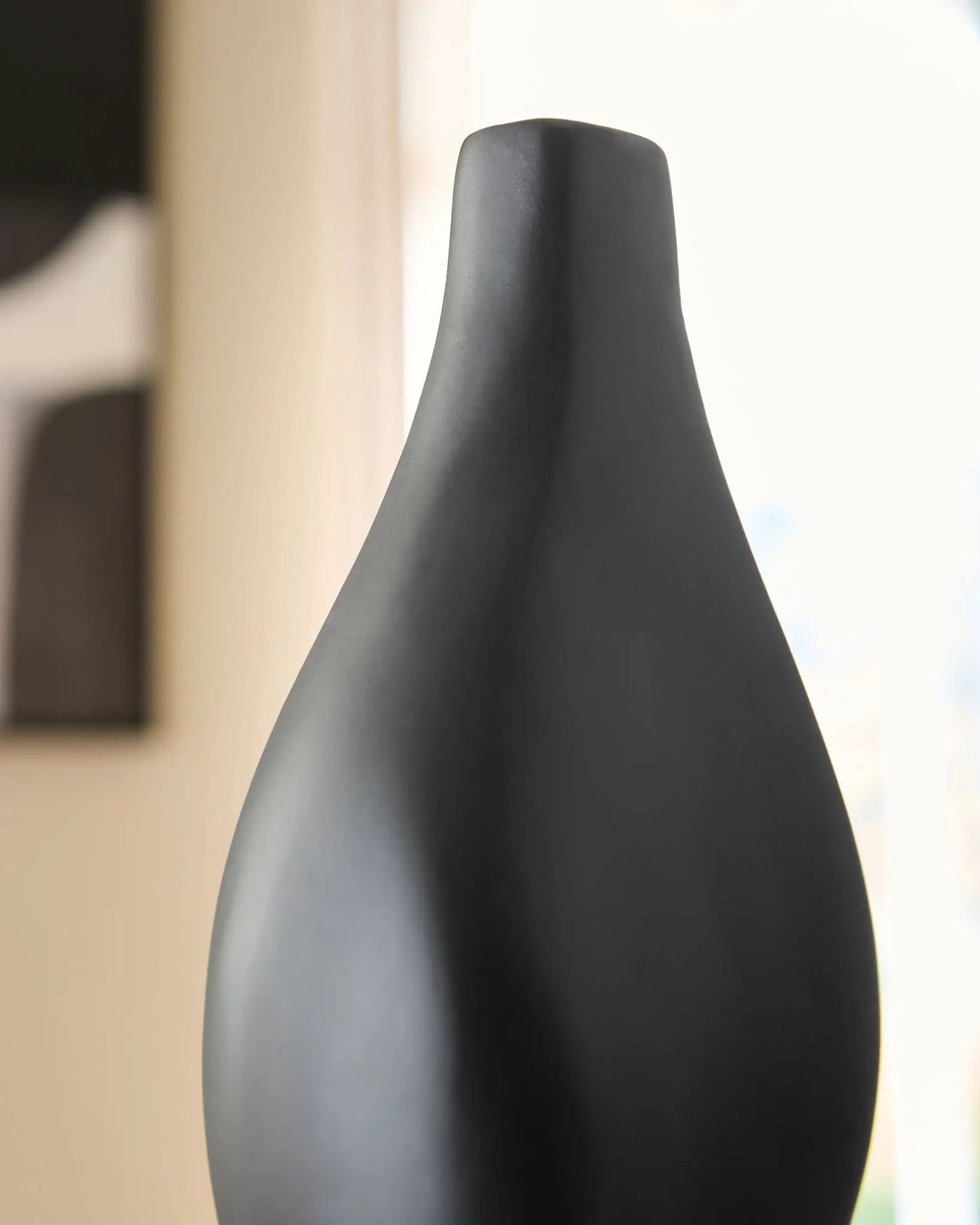 Judsen - Vase by Unique Piece Furniture