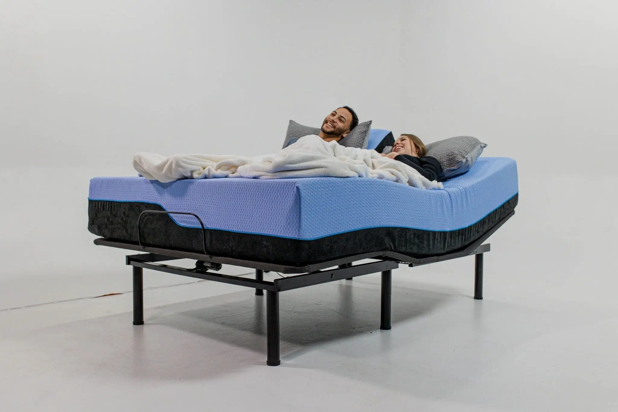 Refresh - 12" Flex Head Latex Foam Hybrid Mattress And Adjustable Base Bundle - Blue - King by HouseOfZazla
