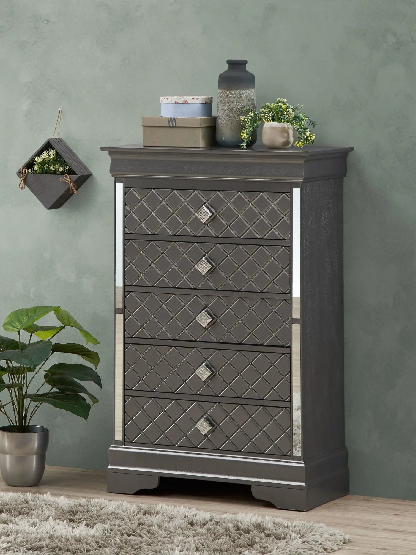 Verona - Chest by HouseOfZazla