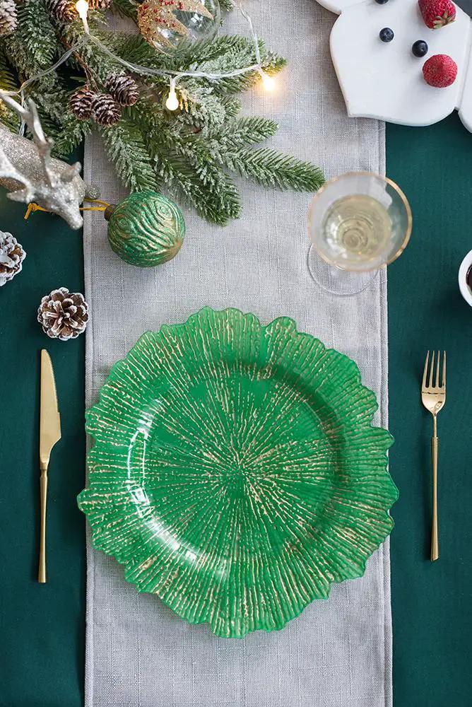 Plastic Charger Plate (Set of 8) by Unique Piece Furniture