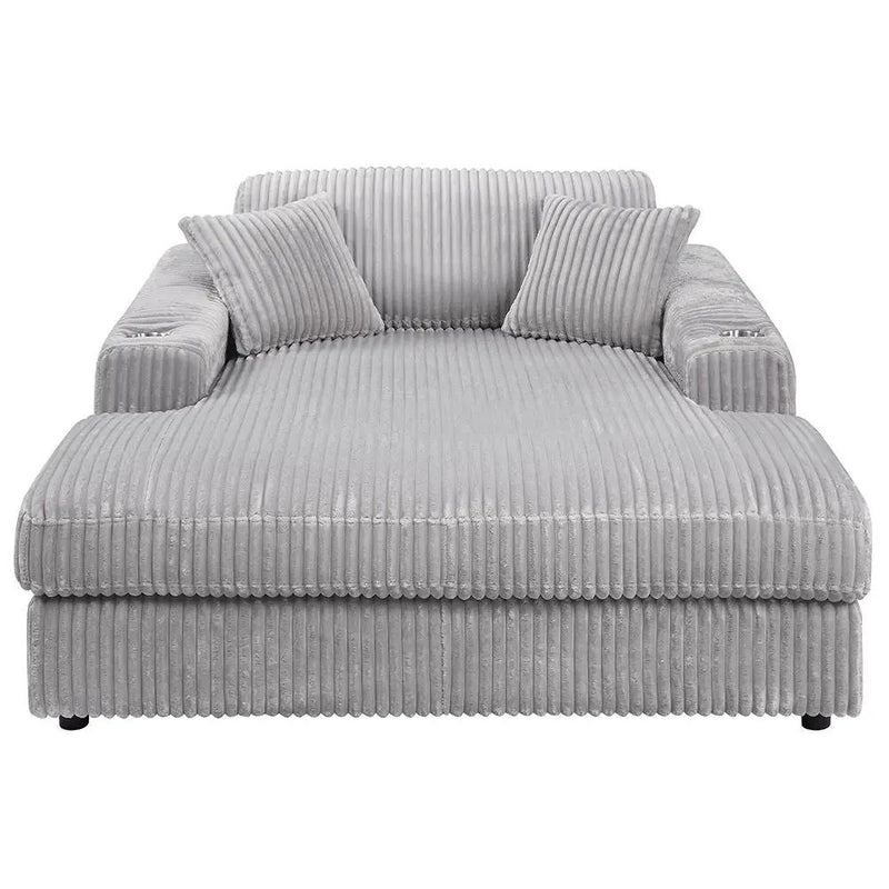 Hilde - Chaise With 2 Pillows by Unique Piece Furniture