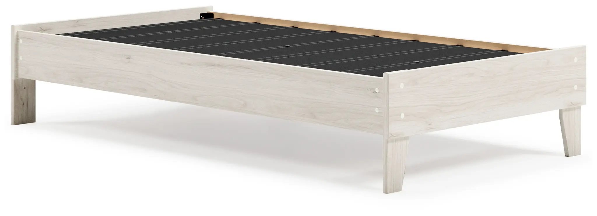 Socalle - Platform Bed by Unique Piece Furniture