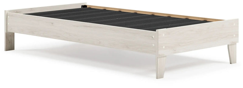 Socalle - Platform Bed by Unique Piece Furniture
