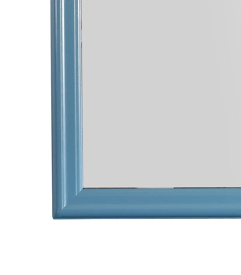Traditional Wall Mirror For Any Space by HouseOfZazla