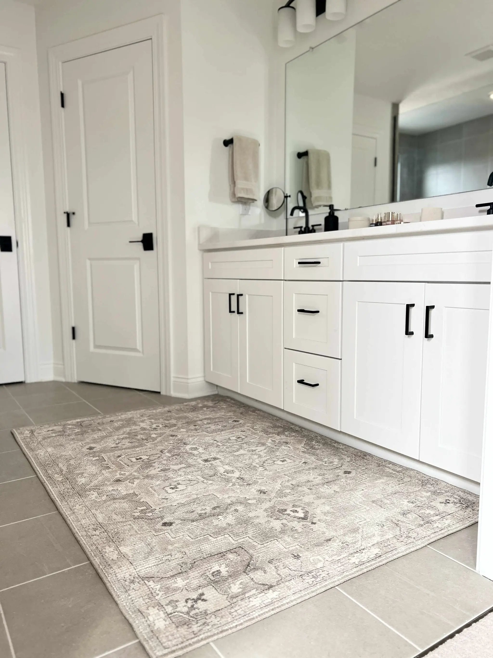 Elle Machine Woven Becki Owens x LIVABLISS BOEC-2301 Area Rug by Boutique Rugs