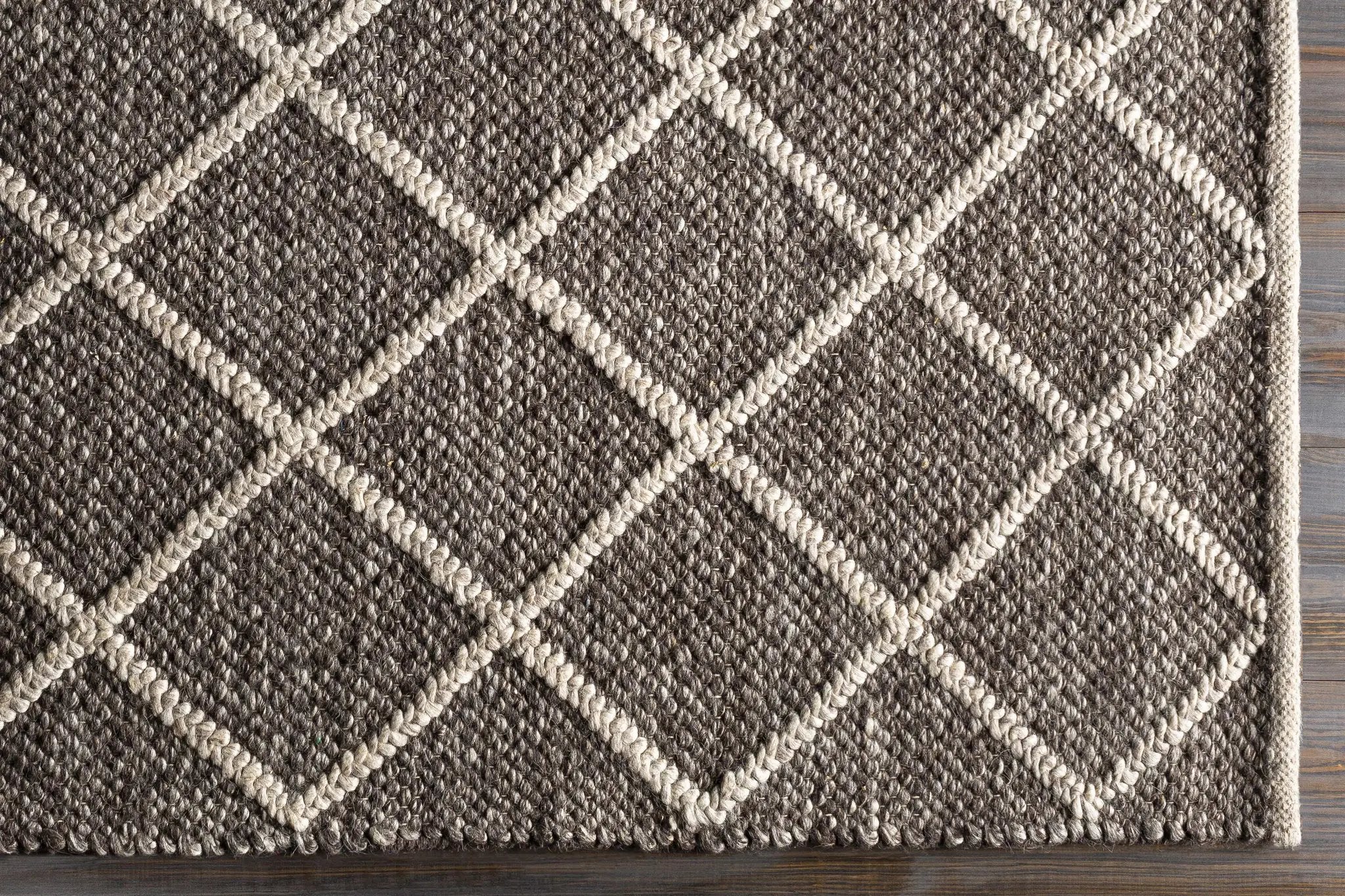 Syosset 2x3 Brown Trellis Wool&Viscose Rug - Clearance by Boutique Rugs