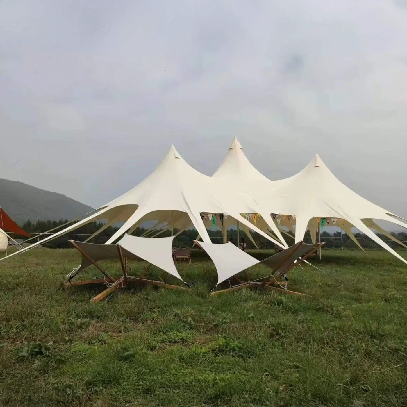 Extra-Large Portable Waterproof Multifunctional Outdoor Rain Tarp Canopy (SAK79811) by SAKSBY WHOLESALE