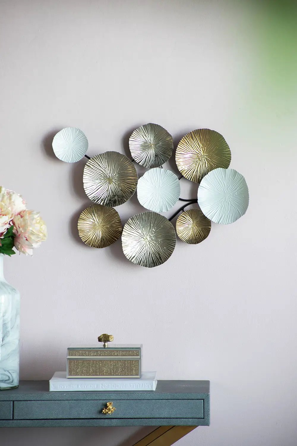 Contemporary Metal Wall Decor Accent - Golden / White by HouseOfZazla